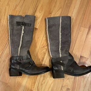 BRONX size 39 distressed boot (size 7)